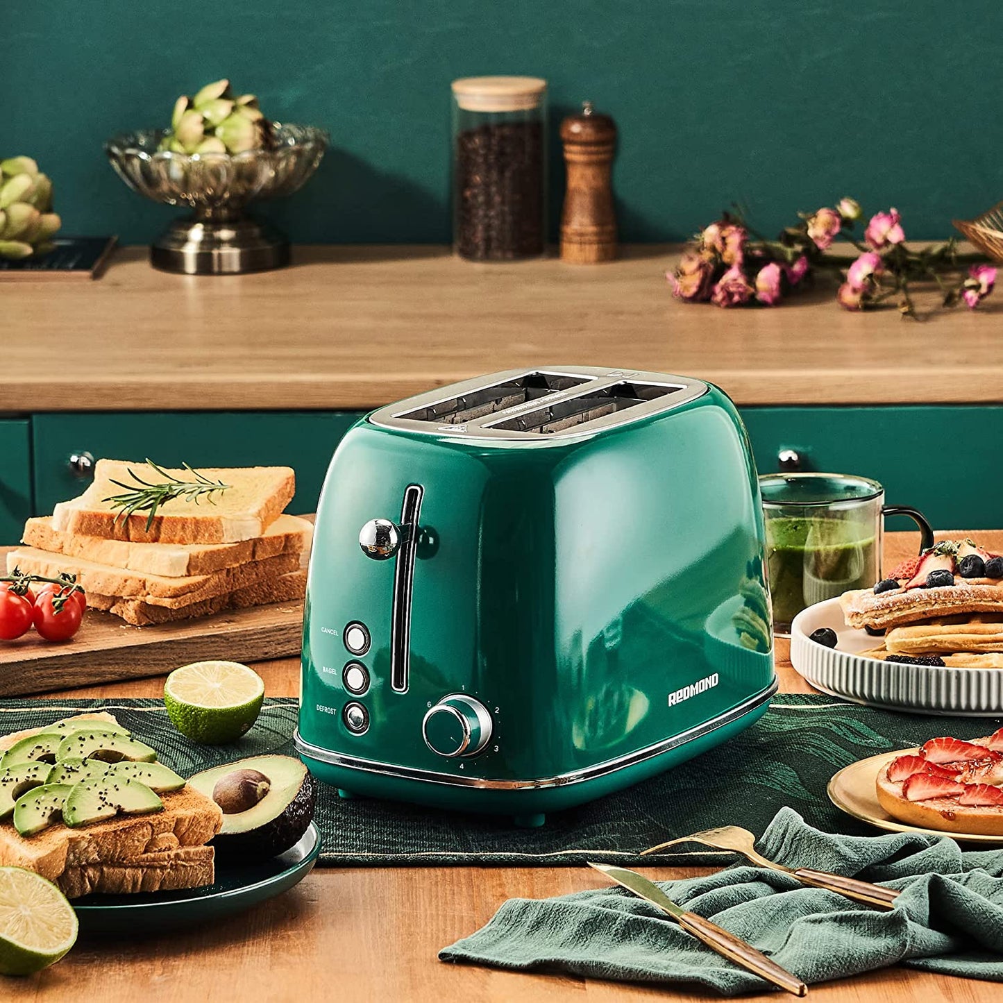 2 Slice Retro Stainless Steel Toaster with Bagel, Cancel, Defrost Function and 6 Bread Shade Settings, Extra Wide Slot, Removable Crumb Tray, Green, ST028.